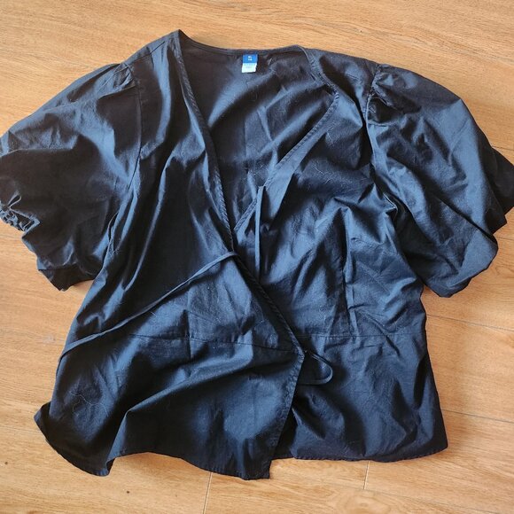 Old Navy wrap blouse - Picture 1 of 2